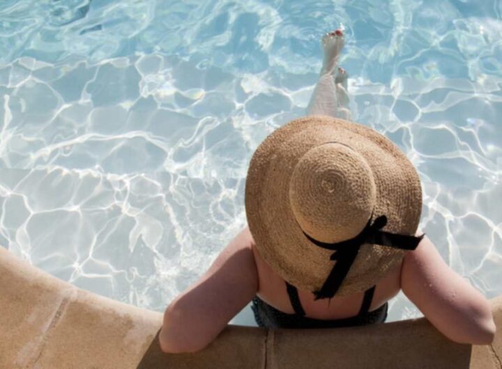 Nel 2025, viaggiare da soli non significa più isolarsi, ma vivere un’avventura personale e sociale. Le destinazioni scelte offrono un ventaglio
